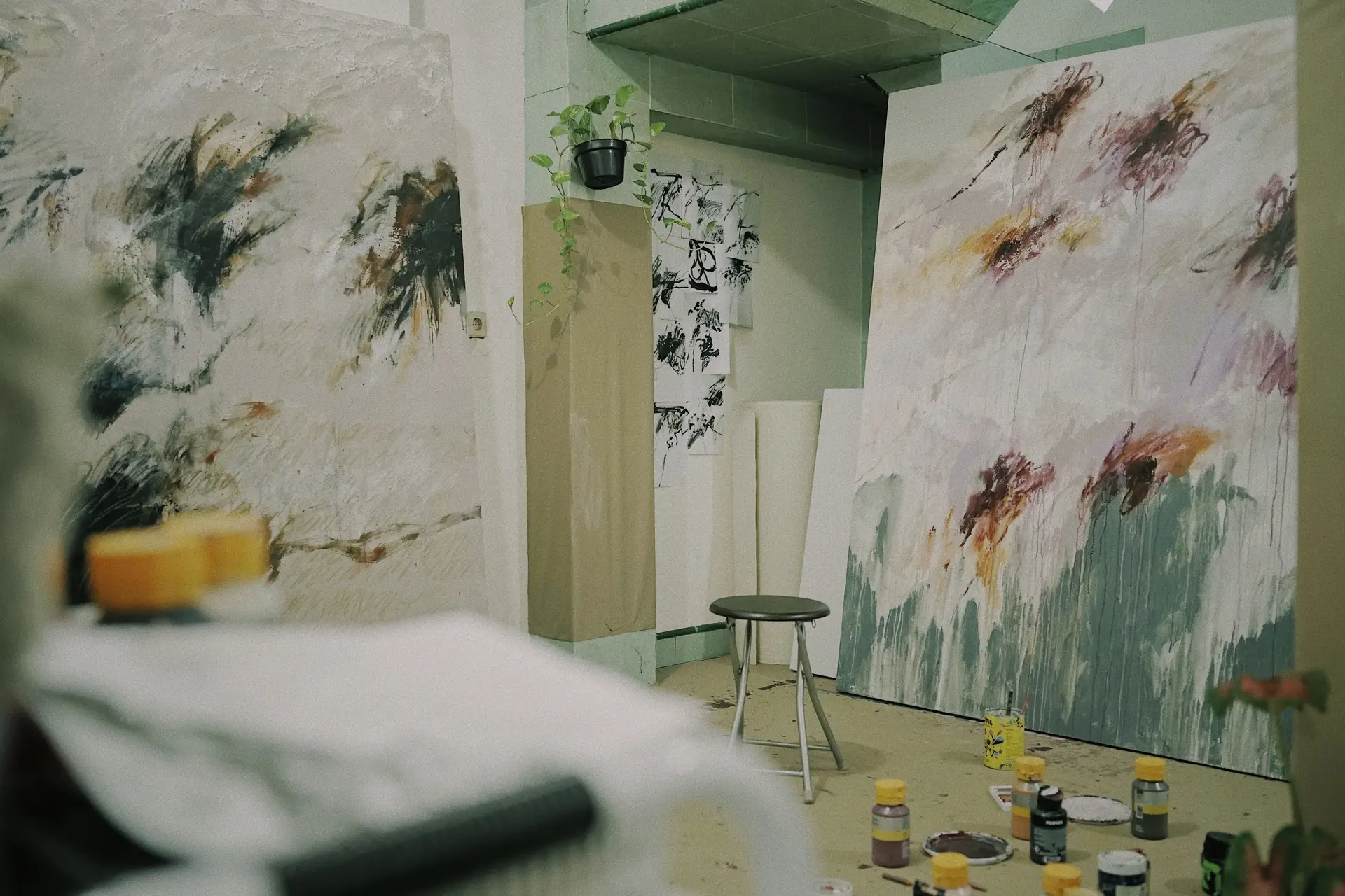 WhitehaloArtworks stúdió belső tér